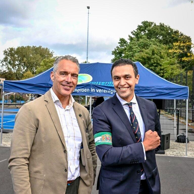 ๐๐ฆ๐๐ซ๐ฆ ๐๐จ๐ญ๐ญ๐๐ซ๐๐๐ฆ ๐๐๐ง๐ฏ๐จ๐๐ซ๐๐๐ซ๐ฌ๐๐๐ง๐ ๐ฏ๐จ๐จ๐ซ ๐ฐ๐๐ญ๐ก๐จ๐ฎ๐๐๐ซ ๐
๐๐จ๐ฎ๐ณ๐ข ๐๐๐ก๐๐๐ซ image