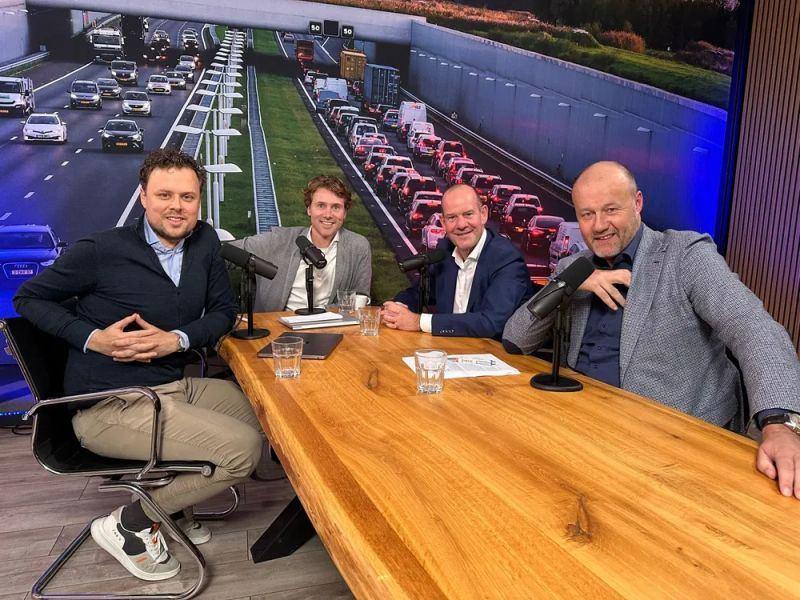 BKAN Podcast met Jan Hofstede (Zeeuw&Zeeuw) over Ford, Chinese toetreders en Basketbal image