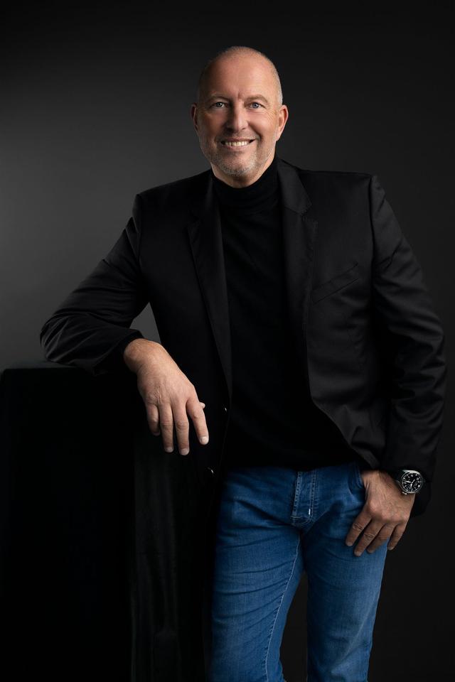 Michael R. Maljers Michael R. Maljers