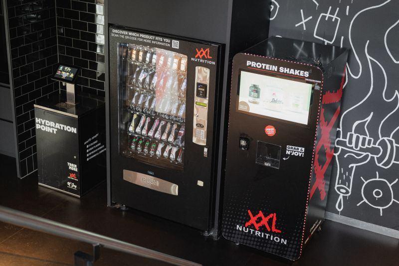 We leveren niet alleen shakes… we bouwen halve gyms image