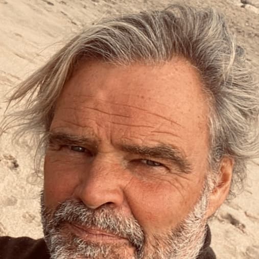 Robert Van Dorp Robert Van Dorp