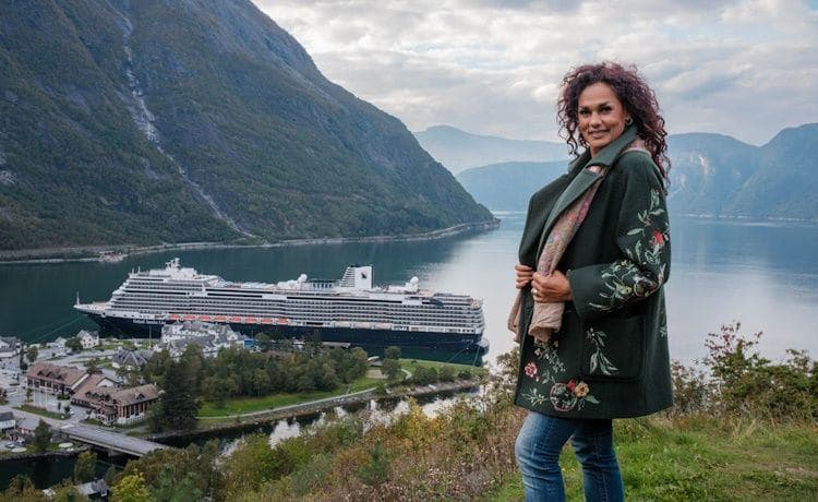 Yesterday the first episode could be watched on Rtl4.er 3 more will follow the coming Sundays. image