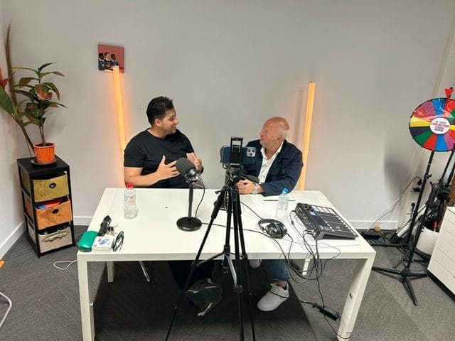 PUTITON visits Cor van Drieberge de Founder van Cor de Boksende Coach in het WTC Rotterdam image