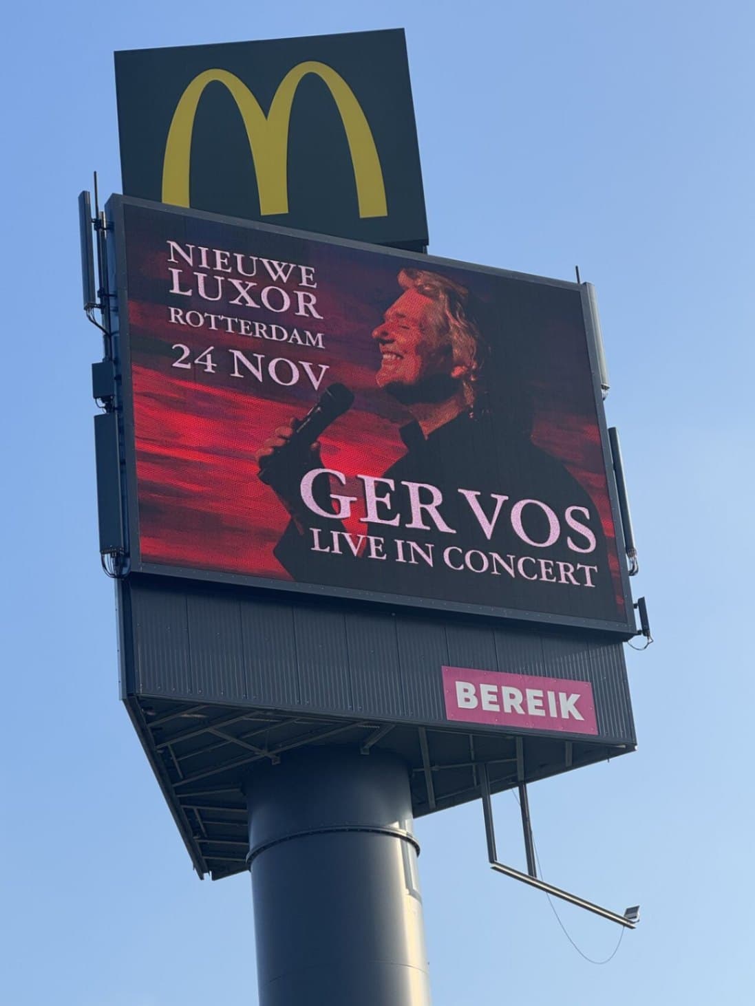 Fotoshoot langs de A15 bij Hardinxveld samen met www.reclame-spot.nl Top geregeld image